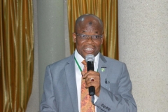 DSC_0108-Mr.-Bello-Dauda-of-the-Administration-Department-making-a-presentation-during-the-retreat