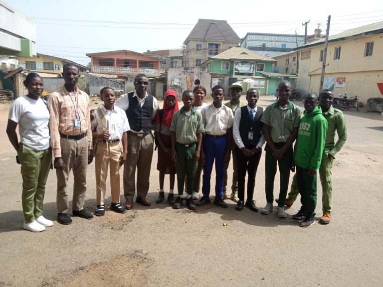 ICPC Supervises Anti-Corruption Essay Competition among Students of Secondary Schools